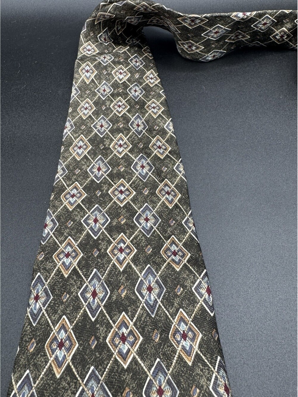 Vintage Geoffrey Beene New York Silk Tie Olive Geometric USA 57”x4” Retro Sharp